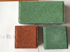 提高透水砖路面基层渗水蓄水能力的方法  